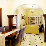 Casa Patio Santa Marta